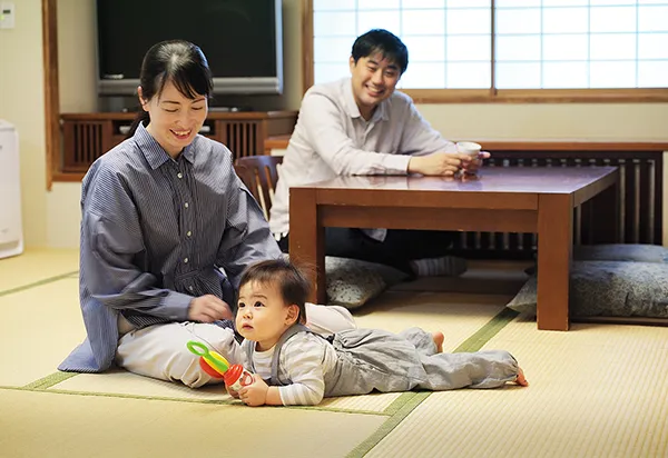 【和室】３世代利用や小さなお子様連れにもおすすめ。和室なら洗い場付きバスルーム＆温泉風浴場の利用も可能！