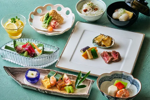 旬彩会席 鮑と和牛ステーキの会席