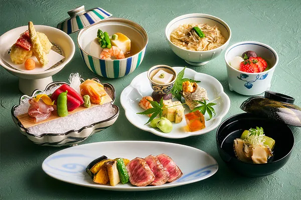 旬彩会席 ～鱧の天ぷらと和牛ステーキの会席～