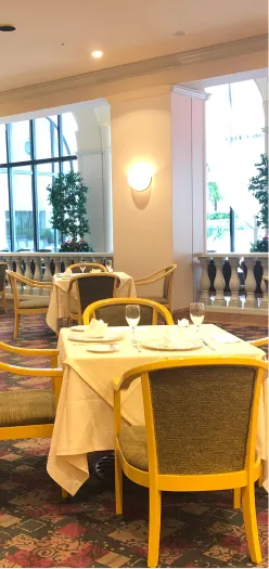 レストラン